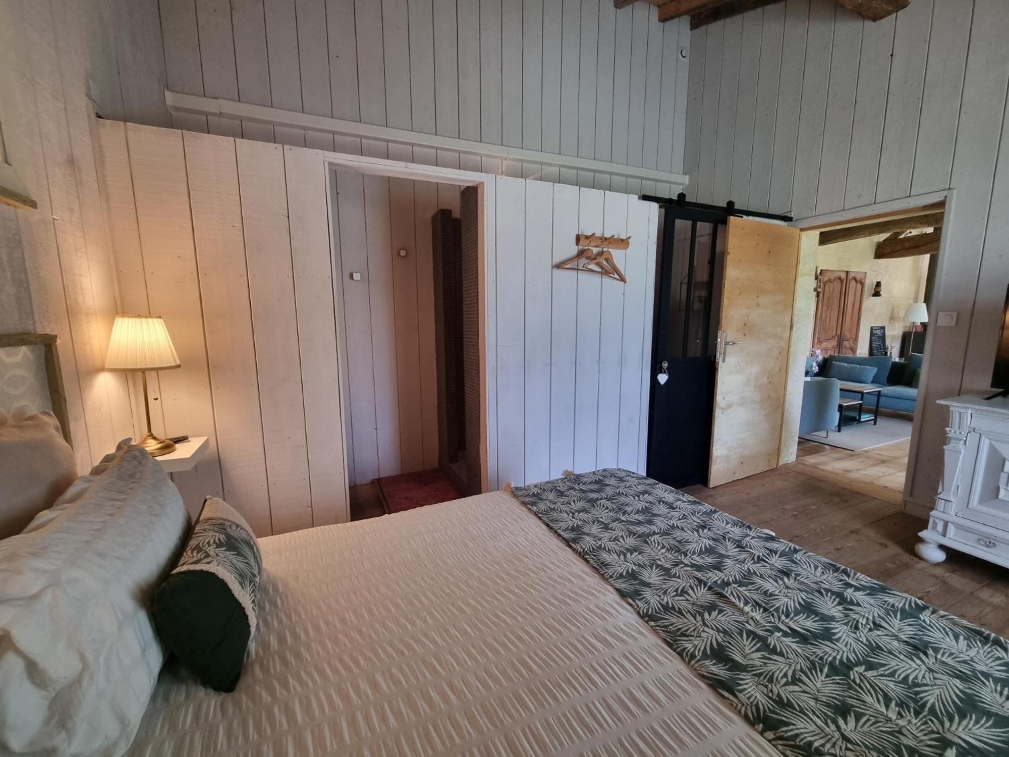 Bed and Breakfast LaRiviere Asques Zimmer foto